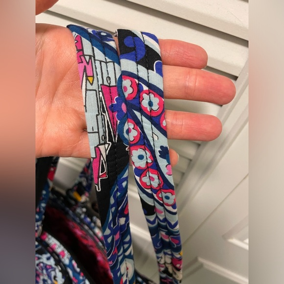 Vera Bradley & Disney Mickey’s Whimsical Paisley Iconic Glenna Satchel EUC - Picture 4 of 9